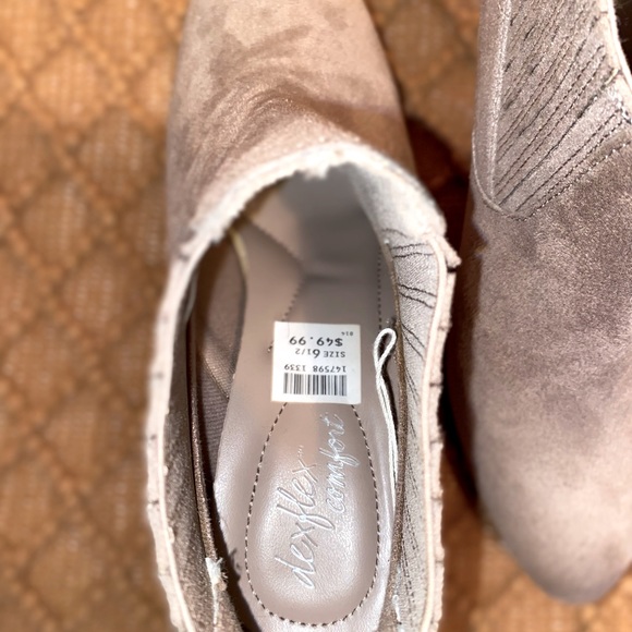 NWT Women’s Velvety Mauve High Heels Size 6 1/2 - Picture 7 of 8